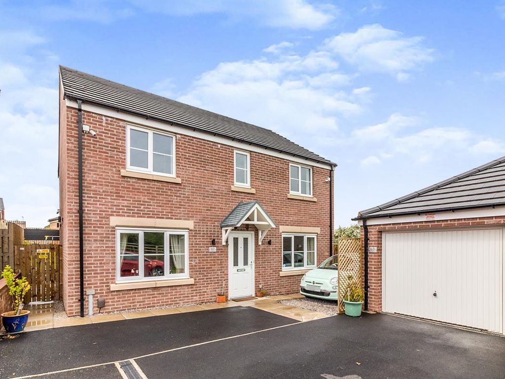 4 bed detached house for sale in Eagle Avenue, Barnsley, South