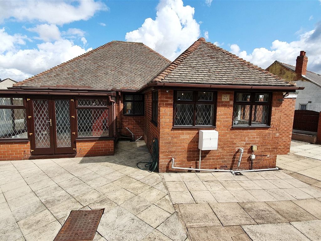 2 bed bungalow for sale in Mill Lane, South Kirkby, Pontefract, South