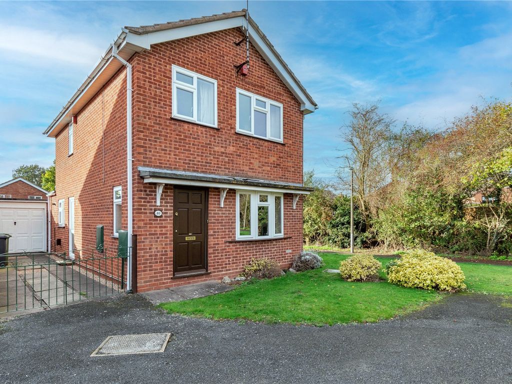 3 bed detached house for sale in Illshaw Close, Redditch