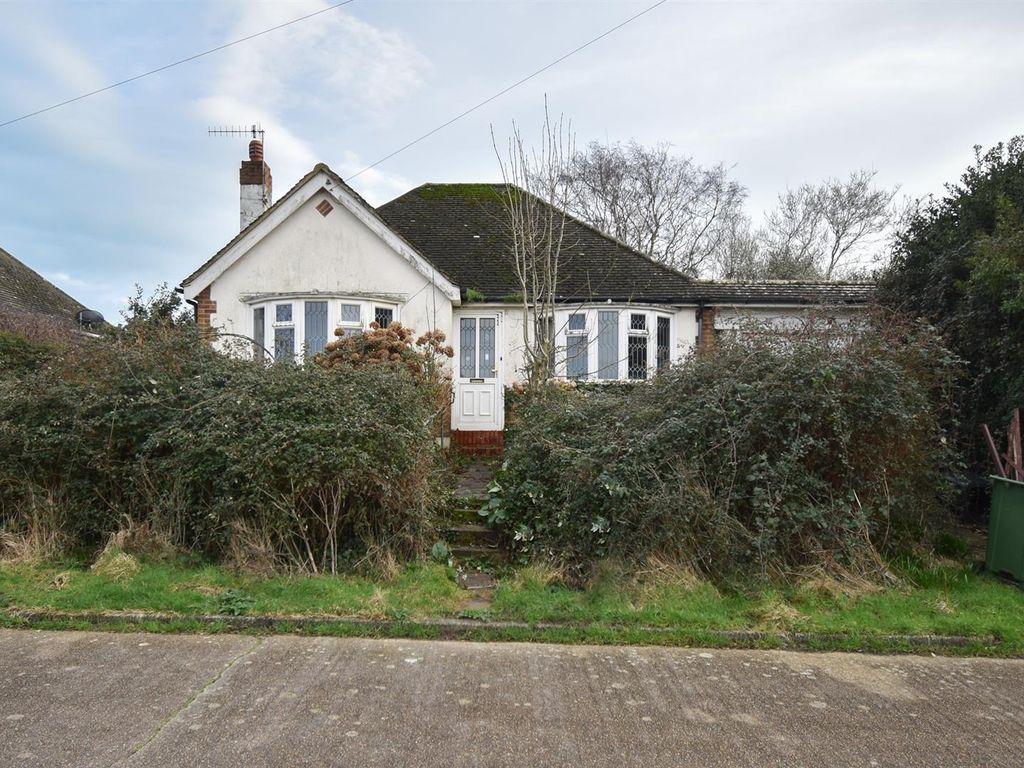 2 bed detached bungalow for sale in First Avenue, BexhillOnSea TN40