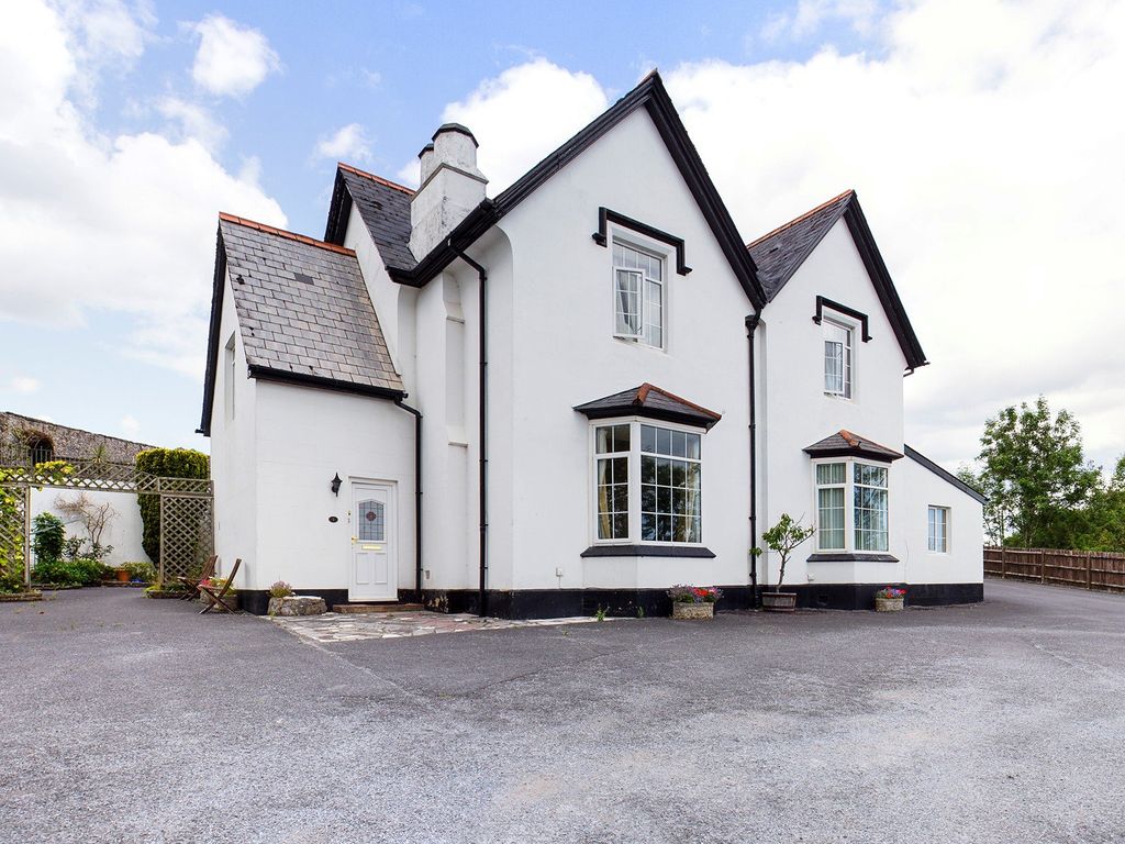 2 bed flat for sale in Totnes Road, Ipplepen, Newton Abbot TQ12 Zoopla