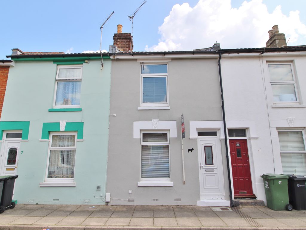 2 bed terraced house for sale in Wainscott Road, Southsea PO4, £265,000