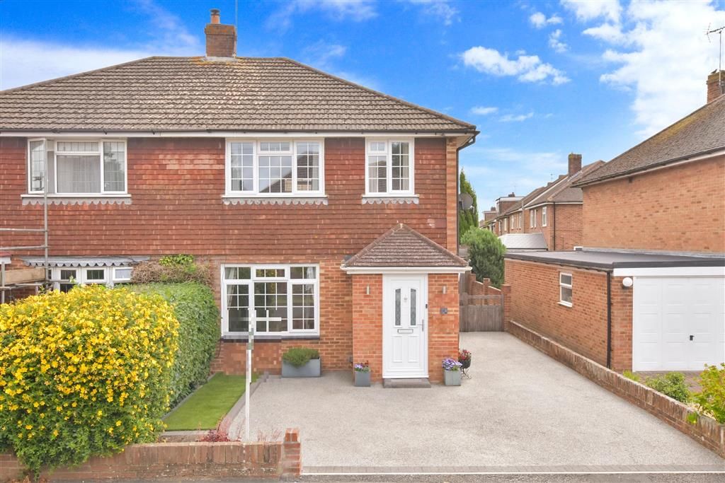 3 bed semidetached house for sale in Park Side, Havant, Hampshire PO9