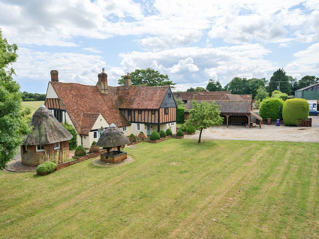 3 bed detached house for sale in Poynders End, Preston, Hitchin SG4