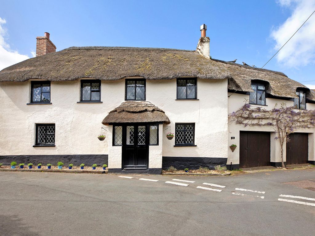 4 bed detached house for sale in Cofton Hill, Cockwood, Exeter, Devon