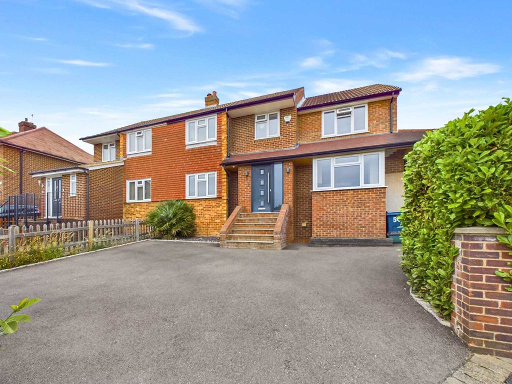 5 bed semidetached house for sale in Hillside Road, Marlow SL7, £