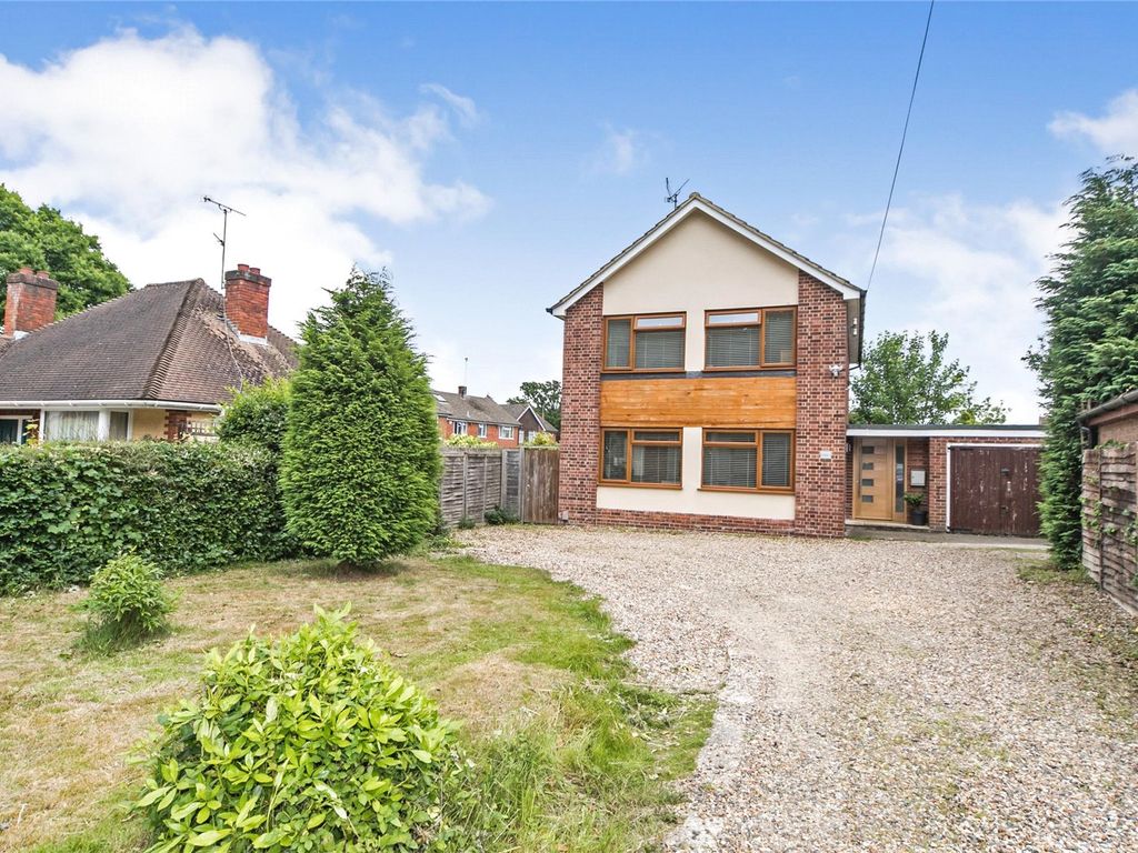 4 bed detached house for sale in Shinfield Road, Shinfield, Reading RG2
