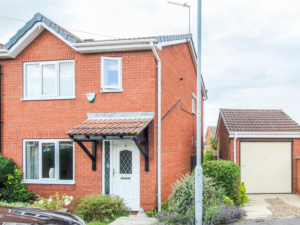 3 bed semidetached house for sale in Rose Farm Rise, Altofts