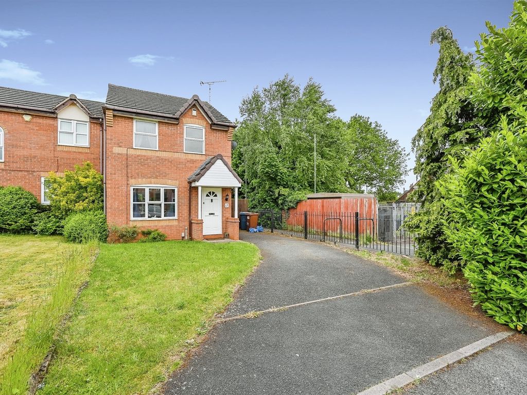 3 bed semidetached house for sale in Walland Grove, Stafford ST16 Zoopla