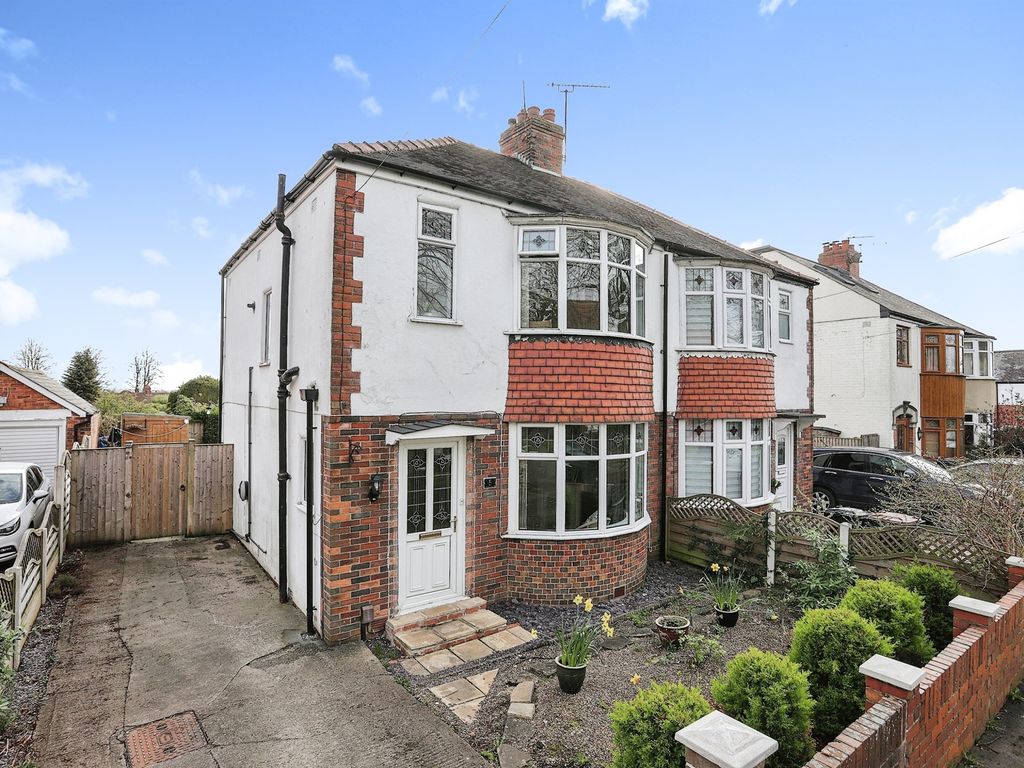 3 bed semidetached house for sale in Stockwell Drive, Knaresborough