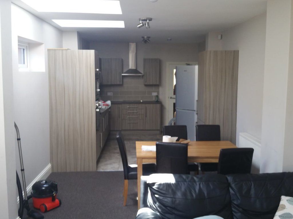 5 bed property to rent in Dawlish Road, Selly Oak, Birmingham B29, £