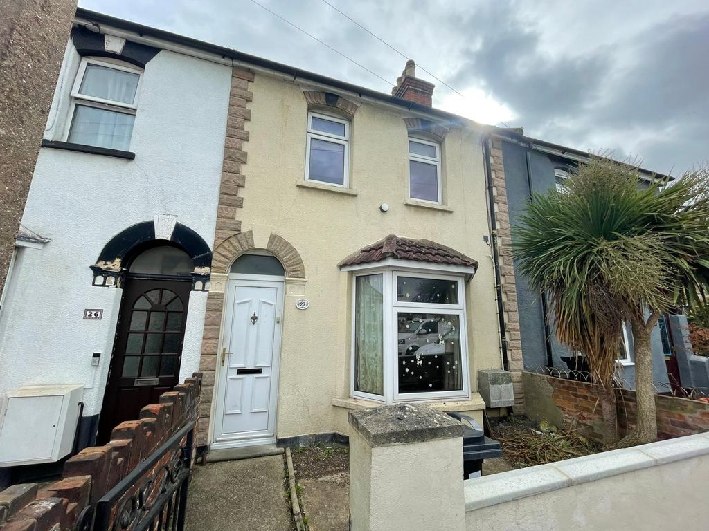 3 bed terraced house for sale in Fernlea Road, Harwich CO12, £180,000 Zoopla