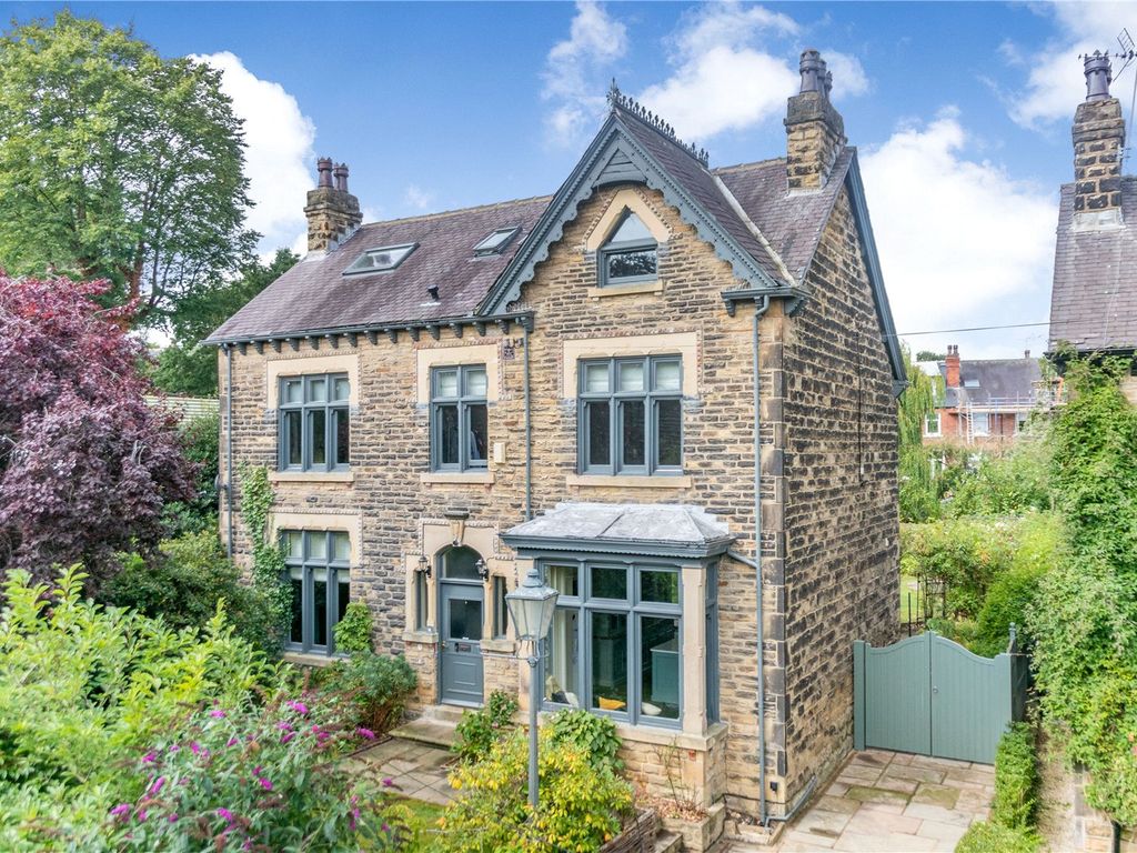 5 bed detached house for sale in Wedgewood Grove, Roundhay, Leeds, West