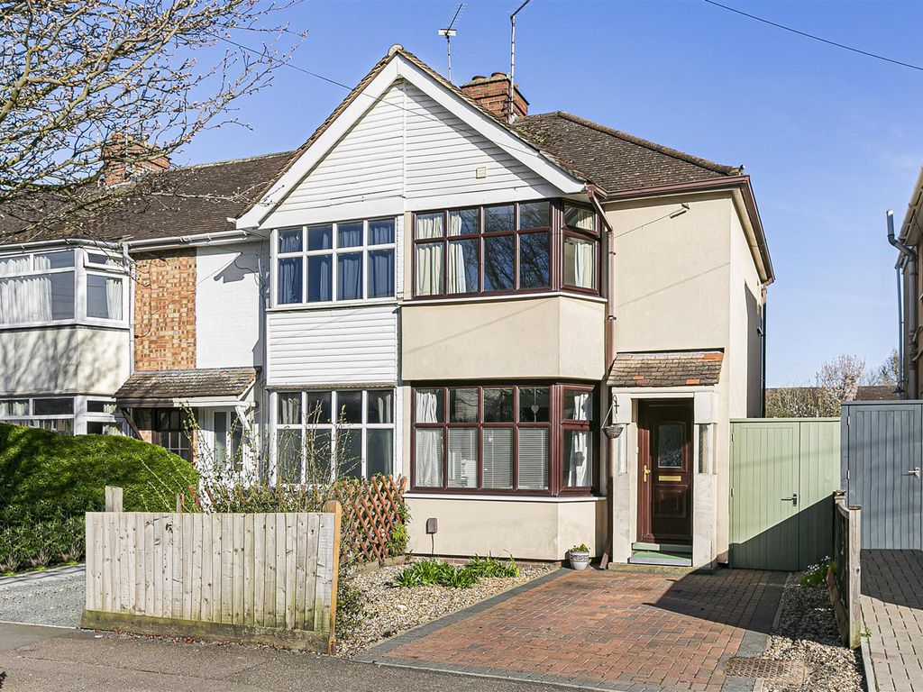 3 bed end terrace house to rent in Cromwell Road, Cambridge CB1, £1,800