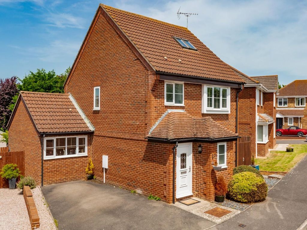 Pondmore Way, Ashford TN25  