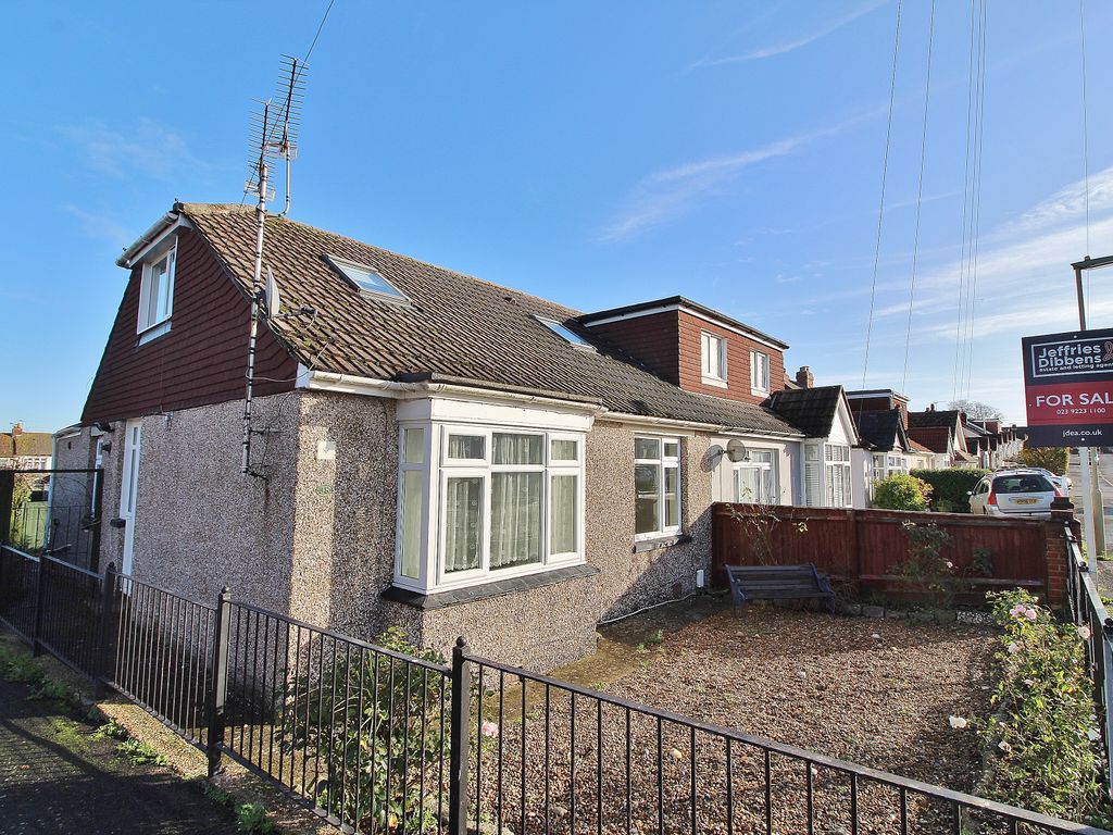 2 bed semidetached bungalow for sale in Lansdowne Avenue, Purbrook, Waterlooville PO7 Zoopla