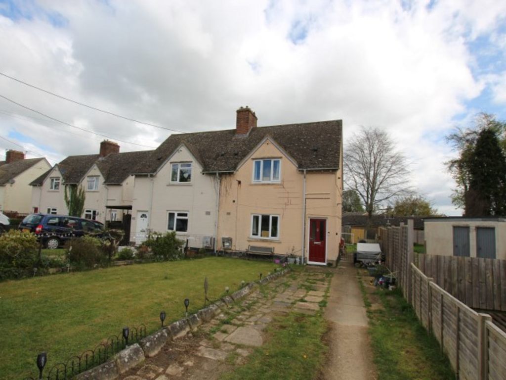 3 bed semidetached house for sale in Banbury Road, Kidlington OX5, £