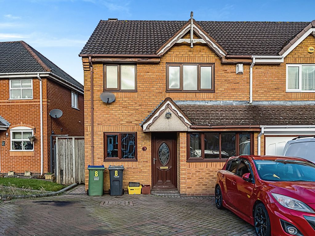 3 bed semidetached house for sale in John Howell Drive, Tipton DY4, £