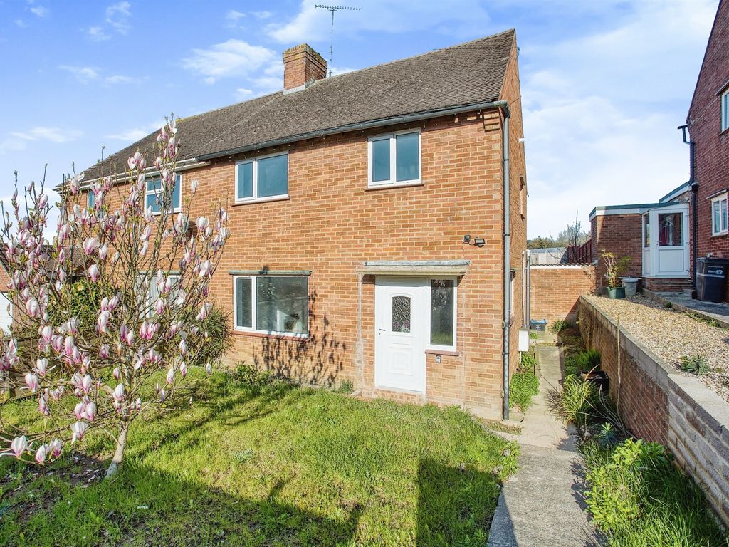 3 bed semidetached house for sale in Milford Road, Yeovil Marsh