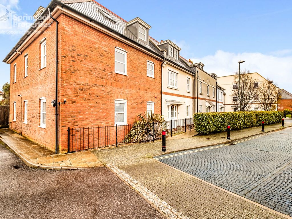 2 bed flat for sale in Kings Quarter, Orme Road, Worthing, West Sussex