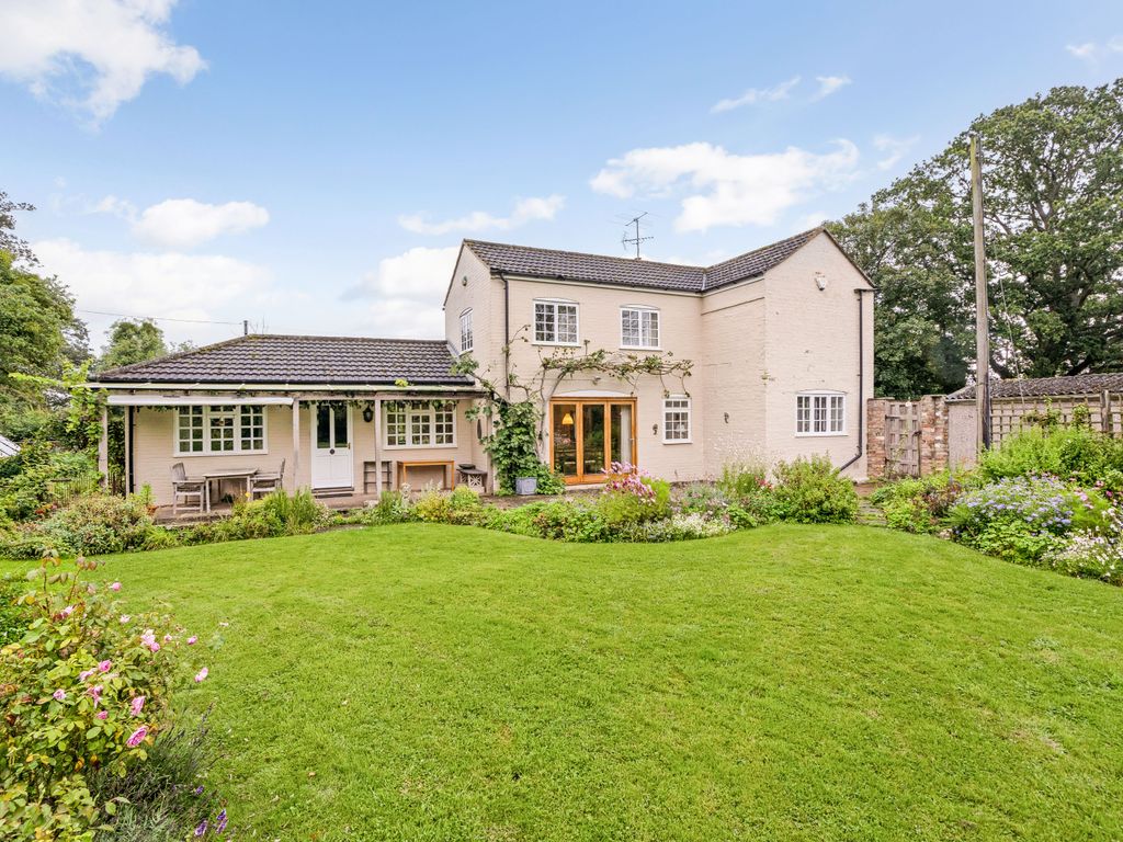 4 bed detached house for sale in Saul, Gloucester GL2, £725,000 Zoopla