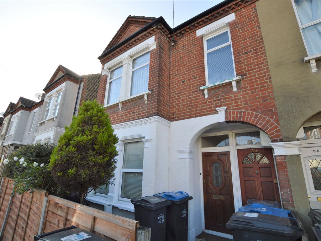 2 bed flat to rent in Hythe Road, Thornton Heath CR7 Zoopla