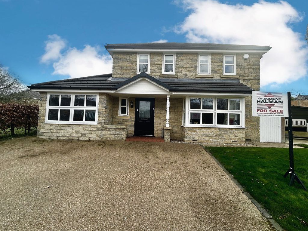 4 bed detached house for sale in Courses View, ChapelEnLeFrith, High