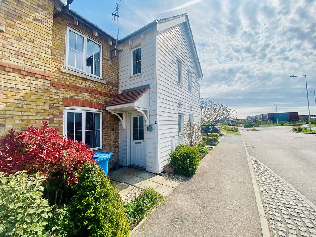 2 bed property to rent in Mistletoe Drive, Minster On Sea, Sheerness