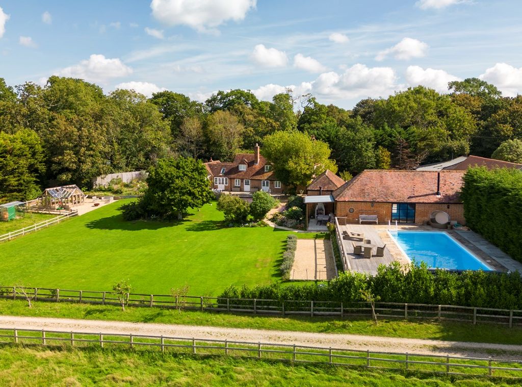 5 bed detached house for sale in Lymington Road, Brockenhurst SO42, £