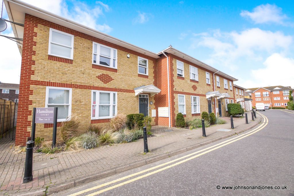2 bed flat to rent in Gogmore Lane, Chertsey KT16 Zoopla