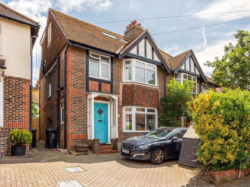 4 bed semidetached house for sale in Reading Road, Brighton BN2 Zoopla
