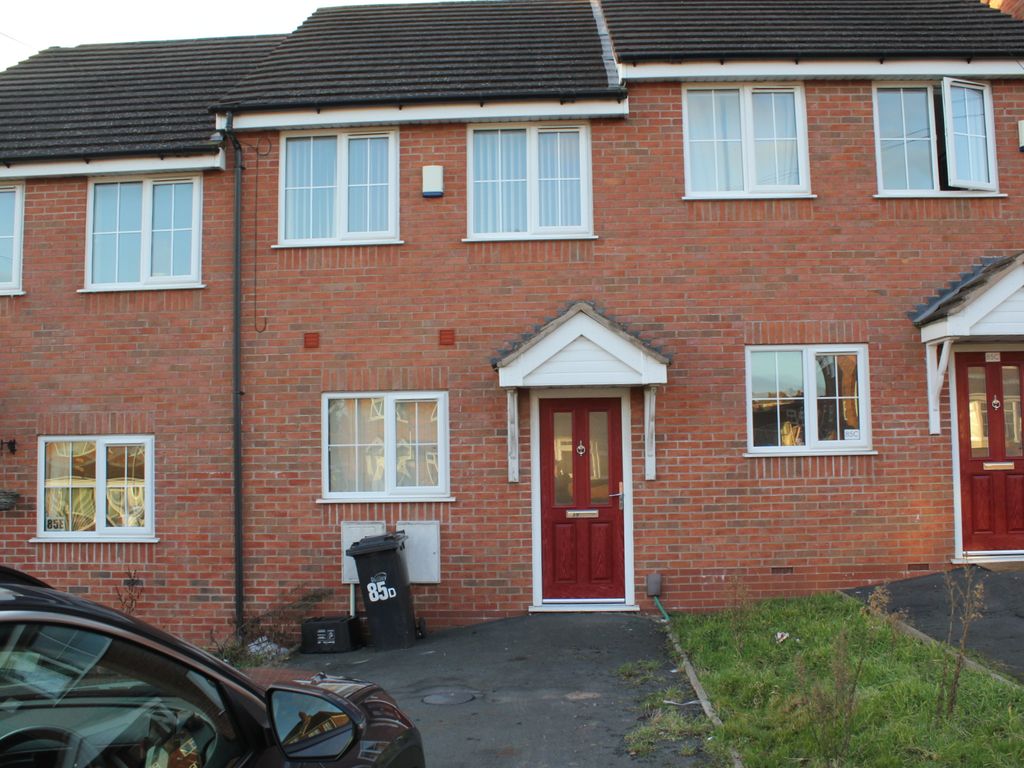 2 bed semidetached house to rent in Ellowes Road, Lower Gornal, Dudley