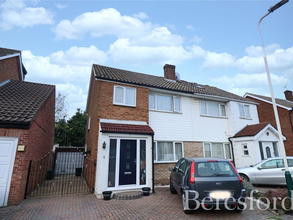 3 bed semidetached house for sale in Davies Close, Rainham RM13 Zoopla