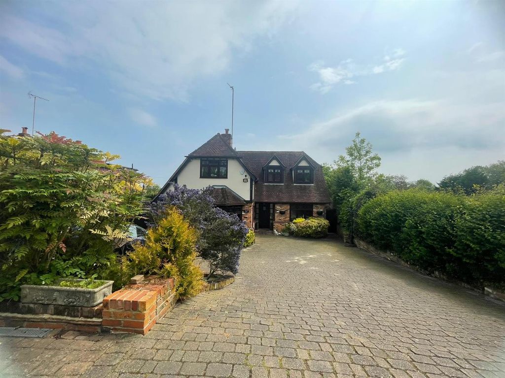 4 bed detached house for sale in Apple Tree Cottage, Church Road
