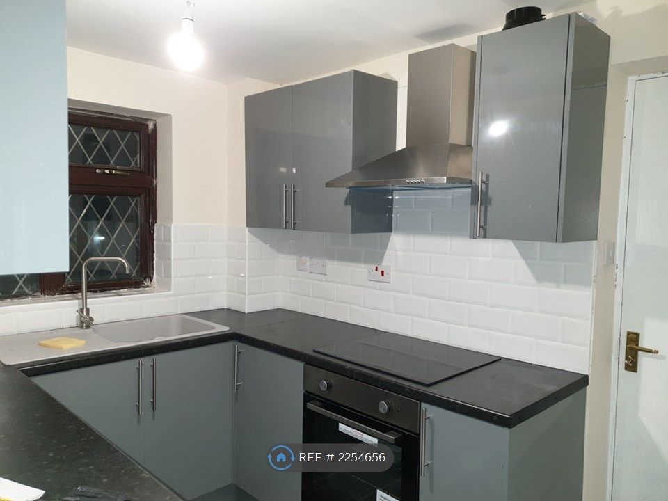 3 bed detached house to rent in Breckbank, Forest Town, Mansfield NG19