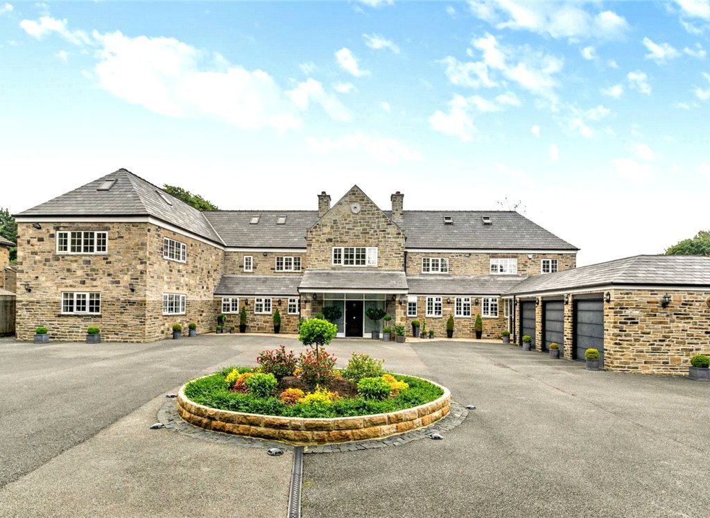 6 bed detached house for sale in Meads, Wigton Lane, Alwoodley, West