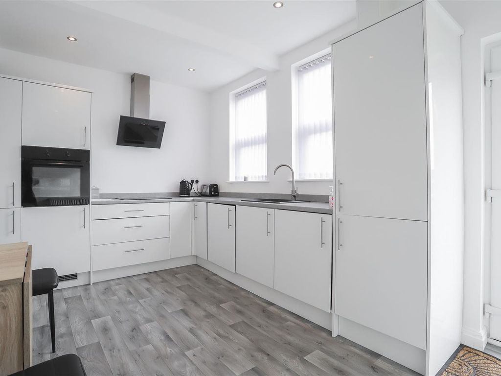 2 bed property for sale in Bury Old Road, Heap, Bury BL9 Zoopla