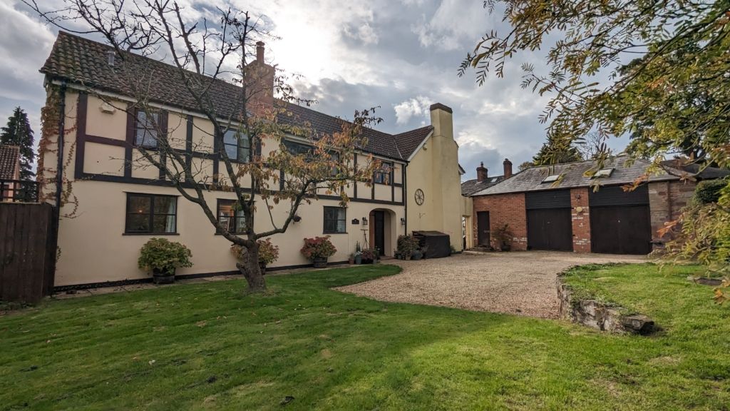 4 bed detached house for sale in Green Court, Wilton, RossOnWye HR9