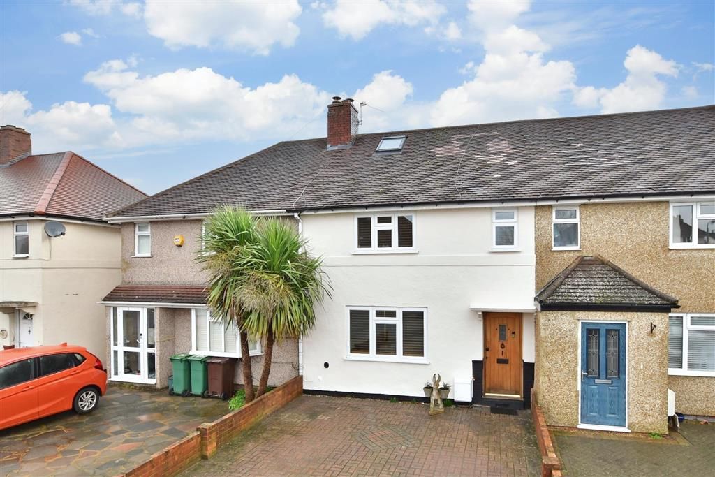 3 bed terraced house for sale in Worcester Park, Worcester Park, Surrey KT4, £575,000 Zoopla