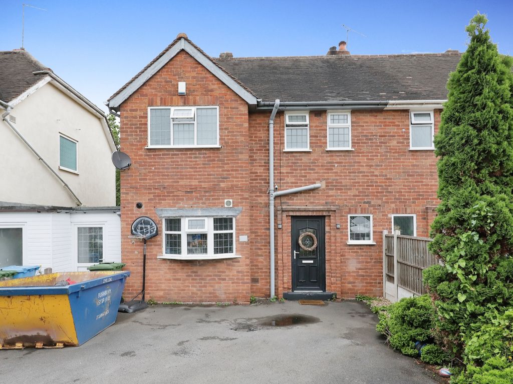 3 bed semidetached house for sale in Palmers Close, Codsall, Wolverhampton WV8, £250,000 Zoopla