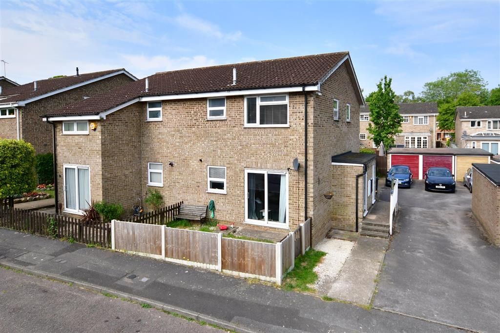 1 bed end terrace house for sale in Dogwood Close, Lordswood, Chatham