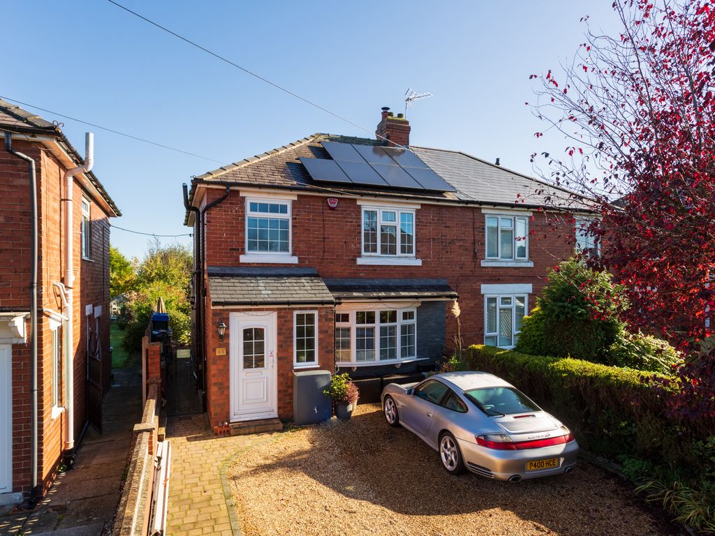 3 bed semidetached house for sale in Auster Bank Road, Tadcaster LS24
