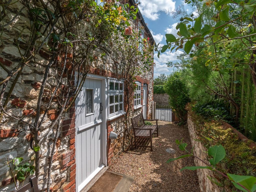 2 bed terraced house for sale in Westgate, HolmeNextTheSea PE36, £