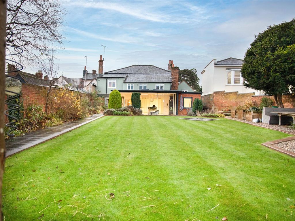 4 bed detached house for sale in Walton Terrace, Walton Street