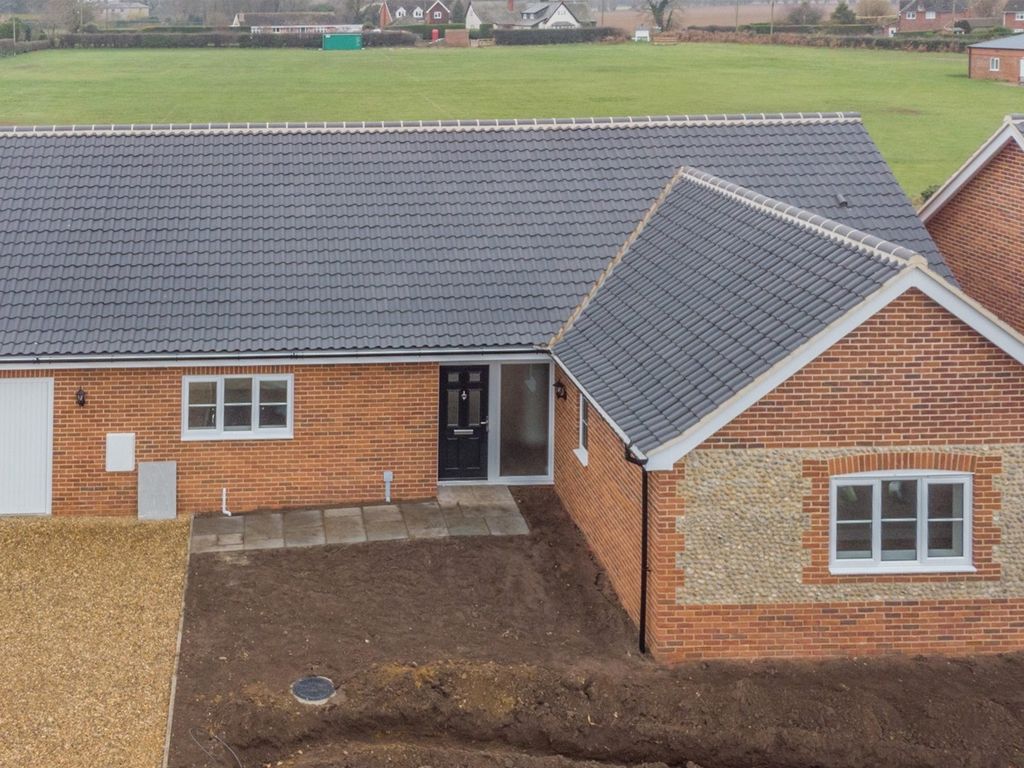 New home, 3 bed detached bungalow for sale in Rocklands Road, Shropham