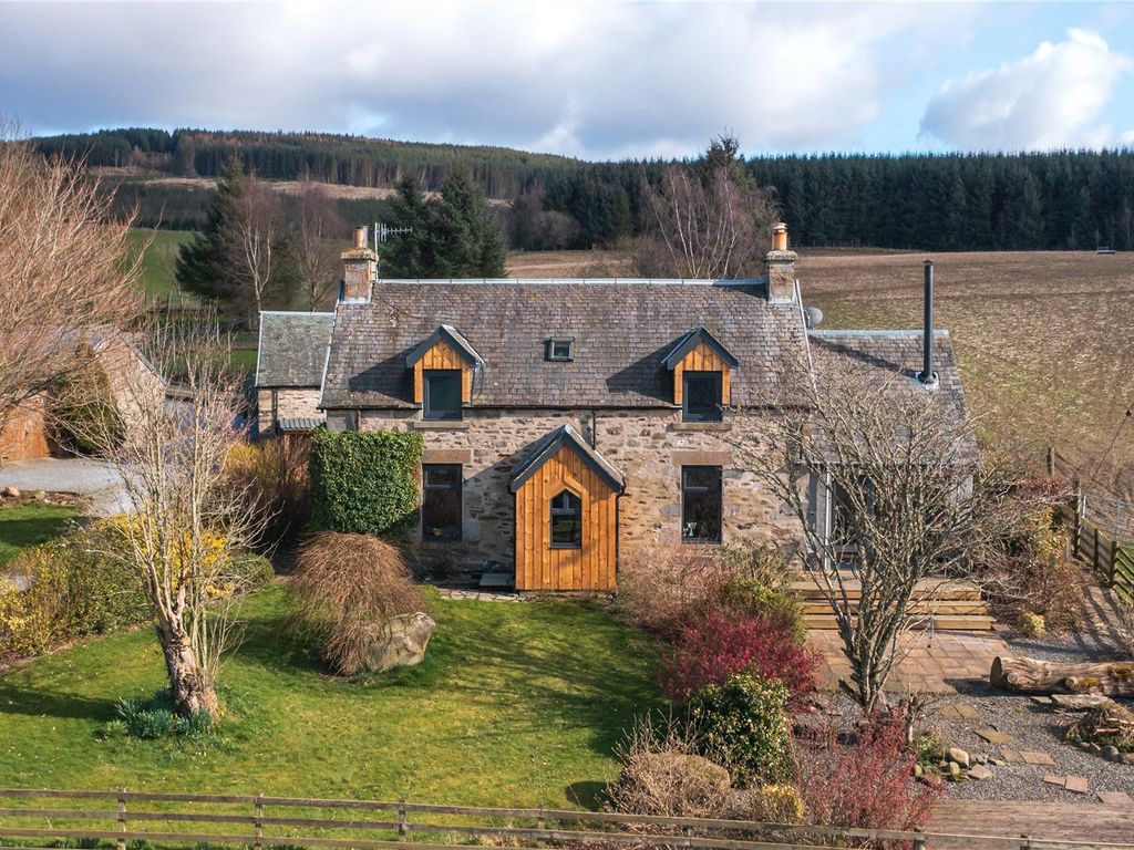 3 bed detached house for sale in Croftspardon Kennels, Grandtully
