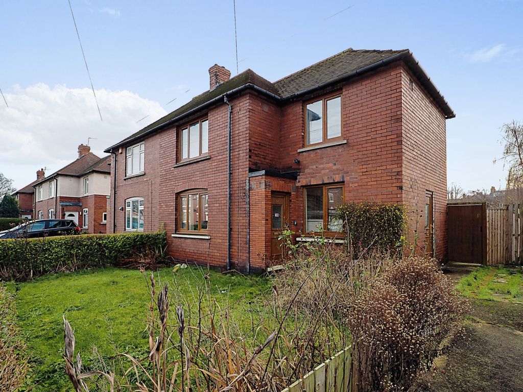 3 bed semidetached house for sale in Stanley Street, Wakefield WF1