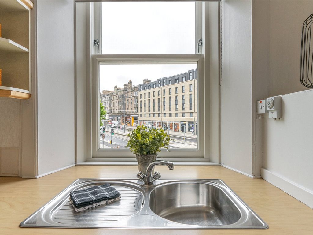 2 bed flat to rent in 111/2 Brunswick Street, Edinburgh EH7 Zoopla