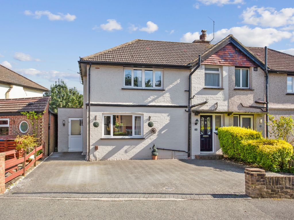 3 bed semidetached house for sale in Birch Avenue, Caterham CR3, £