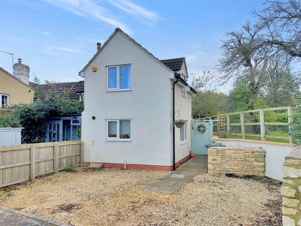 3 bed end terrace house for sale in Painswick Road, Upton St. Leonards